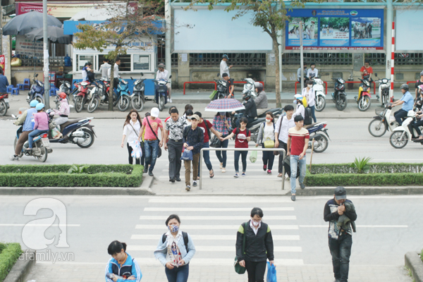 liều mình băng qua đường